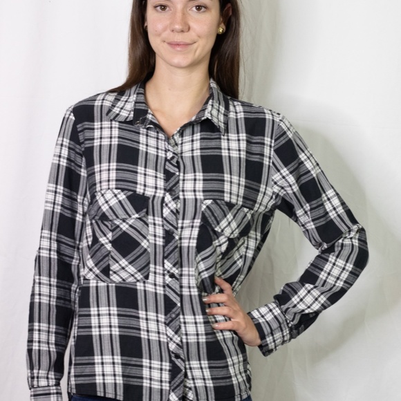 Zara Woman Plaid Snap Button Shirt - Picture 3 of 7